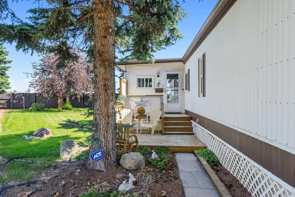101 Burroughs Place NE Calgary AB T1Y 6K5