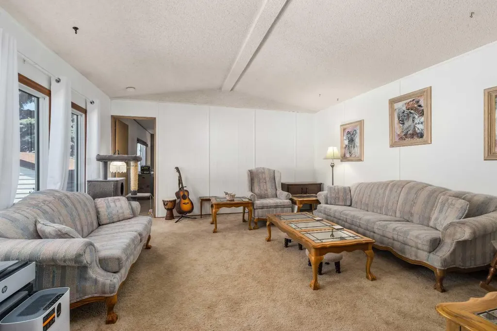 101 Burroughs Place NE Calgary AB T1Y 6K5