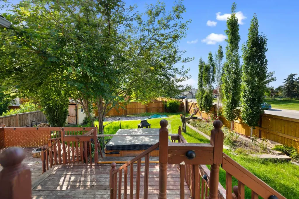 434 Harvest Grove Place NE Calgary AB T3K 4T8