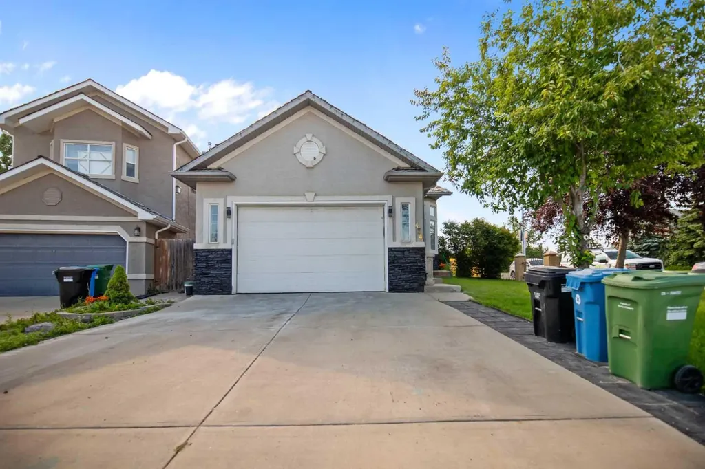 434 Harvest Grove Place NE Calgary AB T3K 4T8