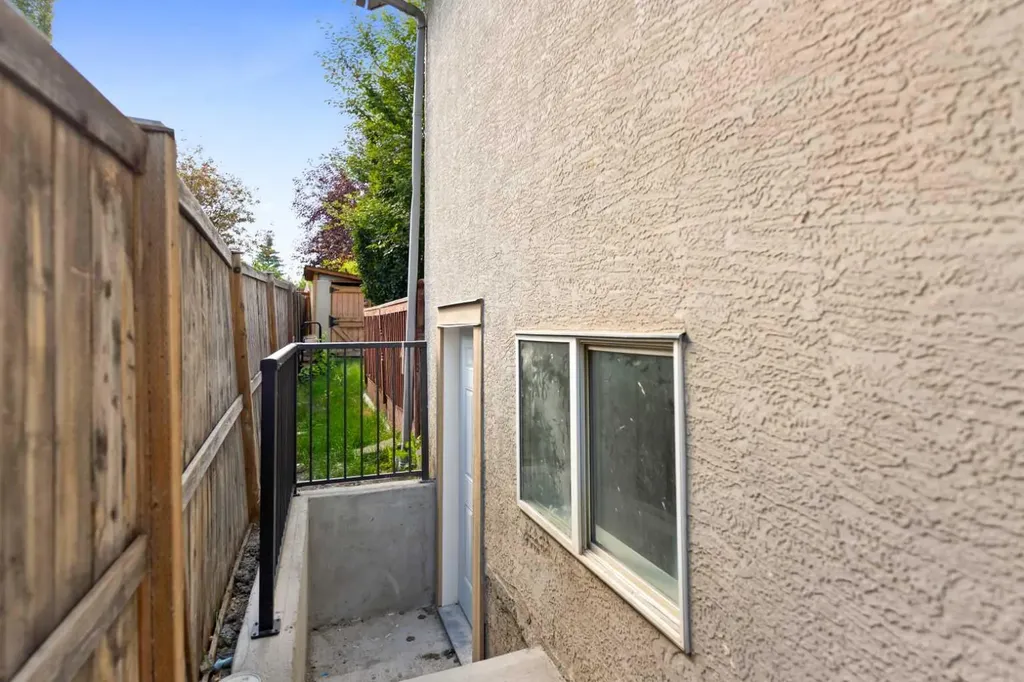 434 Harvest Grove Place NE Calgary AB T3K 4T8