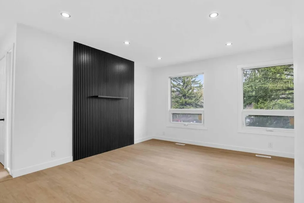 304 Beddington Circle NE Calgary AB T3K 1K7