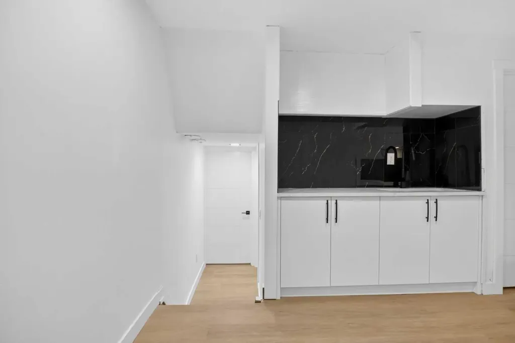 304 Beddington Circle NE Calgary AB T3K 1K7