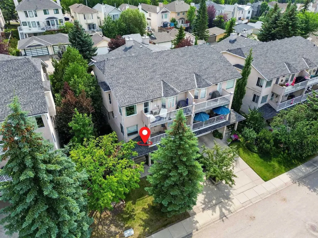 72 Sierra Morena Green SW Calgary AB T3H 3E5