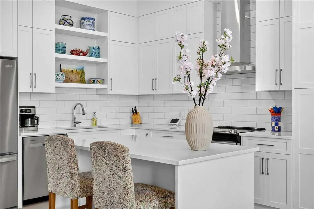 1066 Creekside Boulevard SW Calgary AB T2X 5K6
