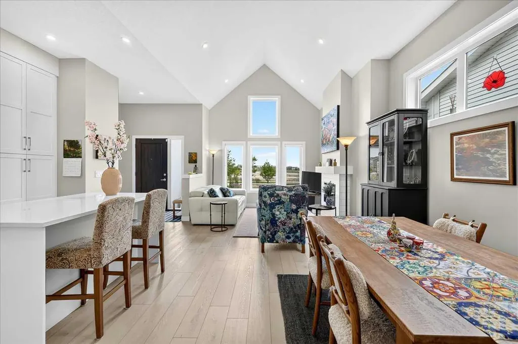 1066 Creekside Boulevard SW Calgary AB T2X 5K6