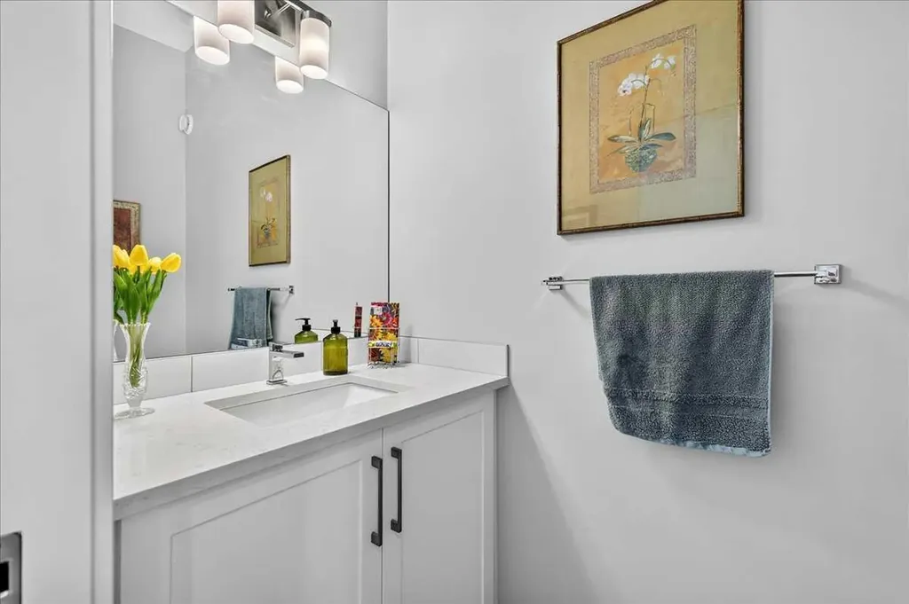 1066 Creekside Boulevard SW Calgary AB T2X 5K6