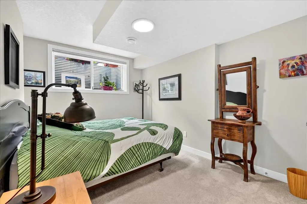 1066 Creekside Boulevard SW Calgary AB T2X 5K6