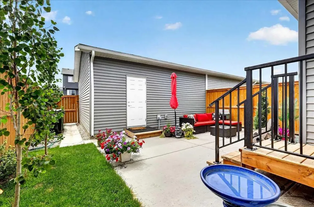1066 Creekside Boulevard SW Calgary AB T2X 5K6