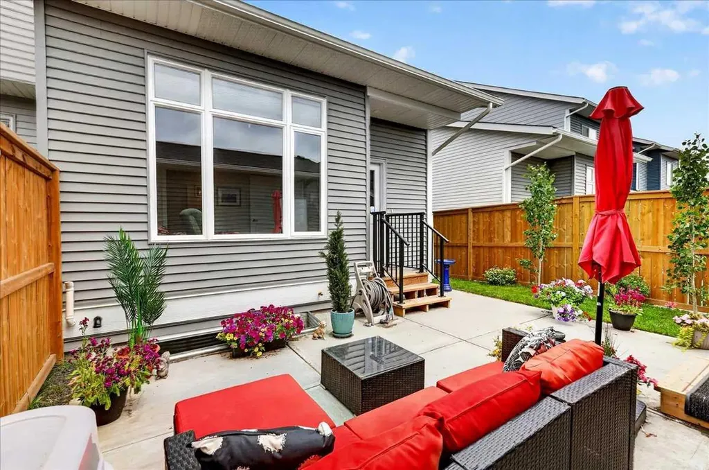 1066 Creekside Boulevard SW Calgary AB T2X 5K6