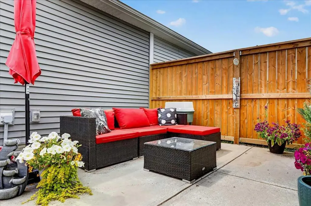 1066 Creekside Boulevard SW Calgary AB T2X 5K6