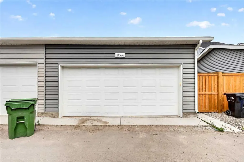 1066 Creekside Boulevard SW Calgary AB T2X 5K6
