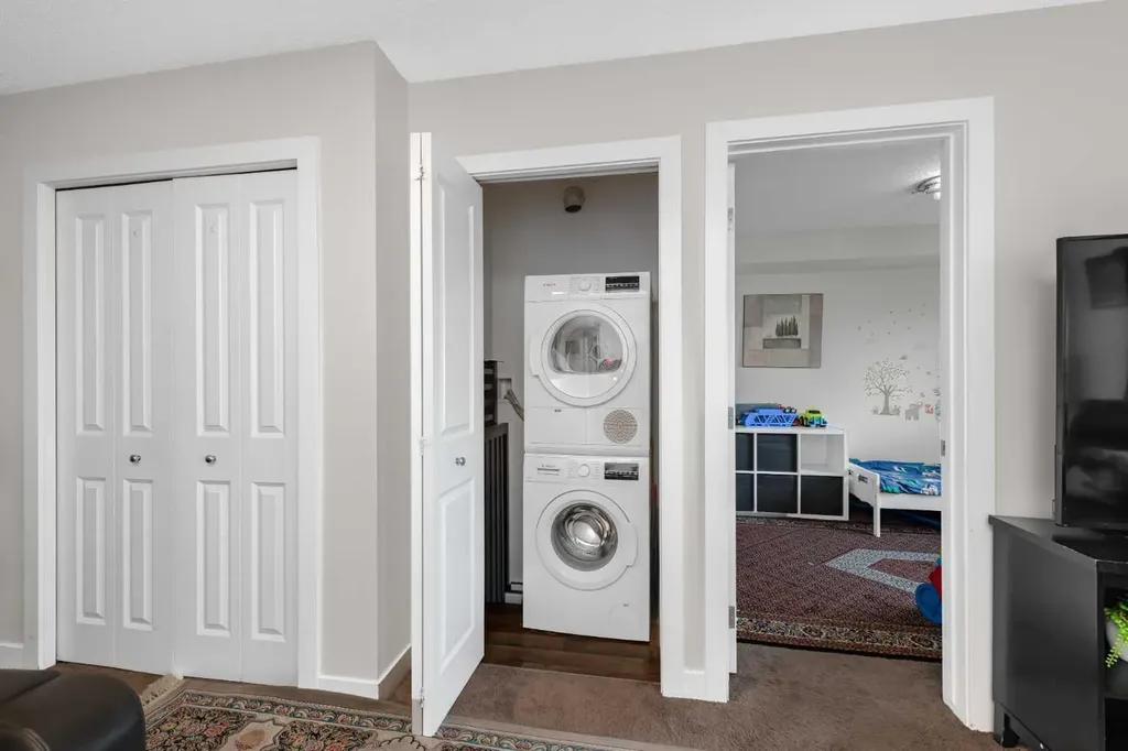 195 Kincora Glen Road NW Calgary AB T3R 0S3