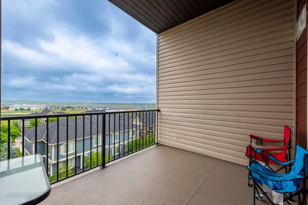 195 Kincora Glen Road NW Calgary AB T3R 0S3