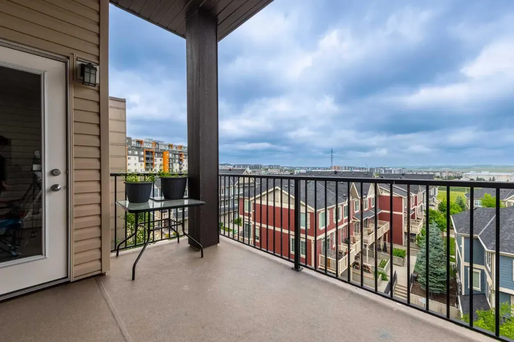 195 Kincora Glen Road NW Calgary AB T3R 0S3