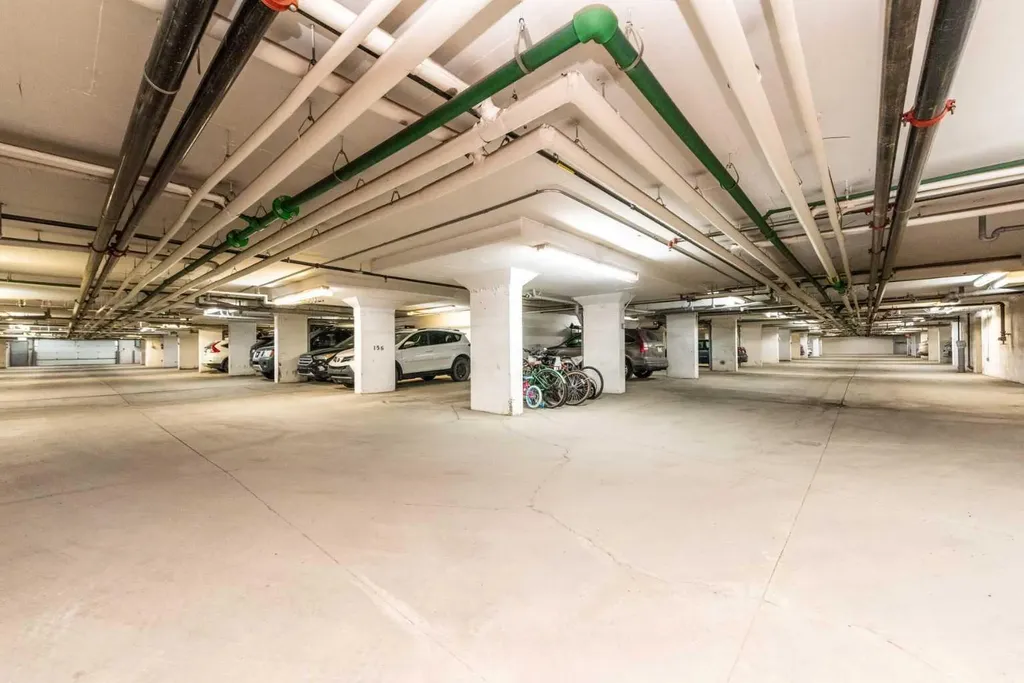 195 Kincora Glen Road NW Calgary AB T3R 0S3