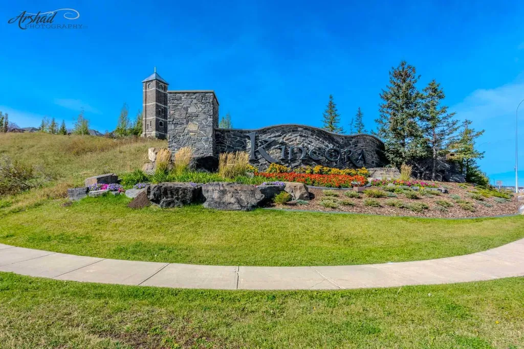 195 Kincora Glen Road NW Calgary AB T3R 0S3