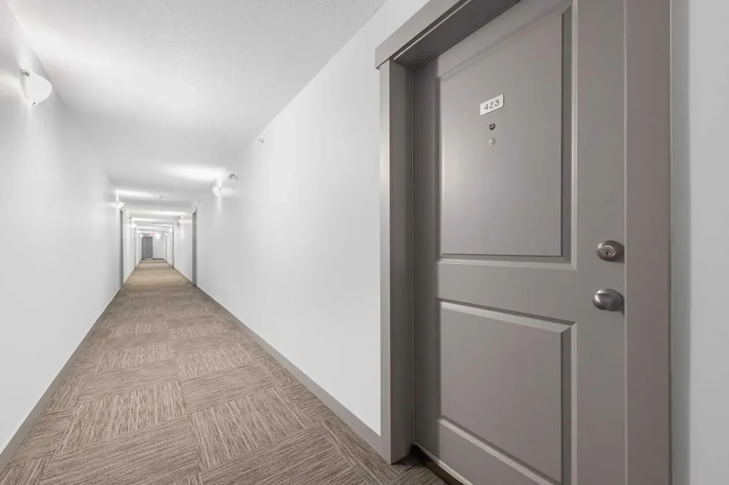 195 Kincora Glen Road NW Calgary AB T3R 0S3
