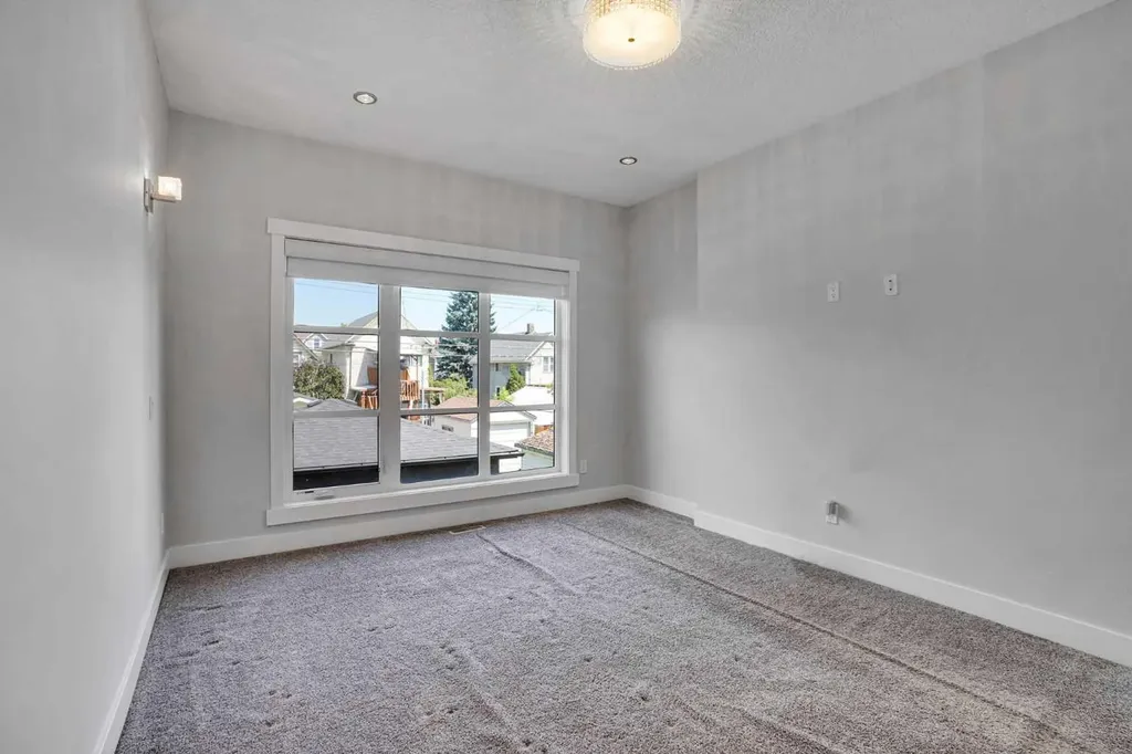 1018 20 Avenue SE Calgary AB T2G 1M6