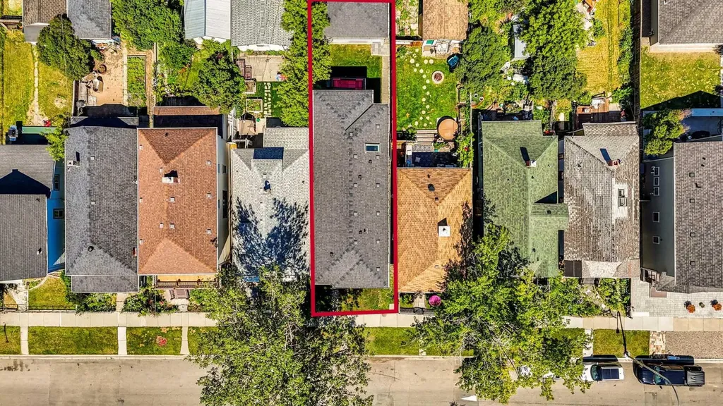 1018 20 Avenue SE Calgary AB T2G 1M6