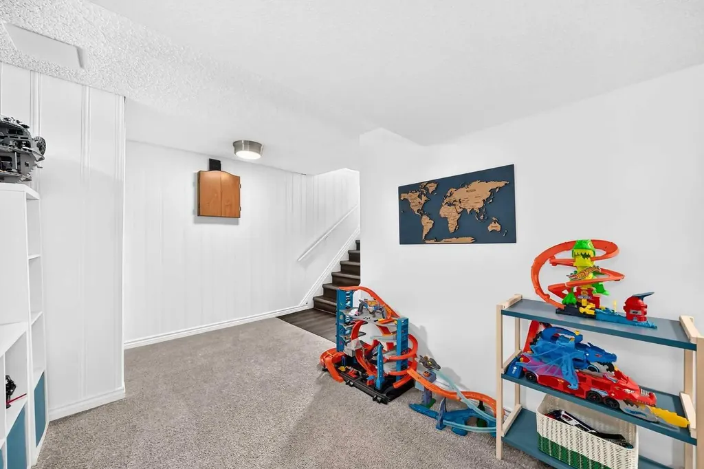 8632 Atlas Drive SE Calgary AB T2H 1R3