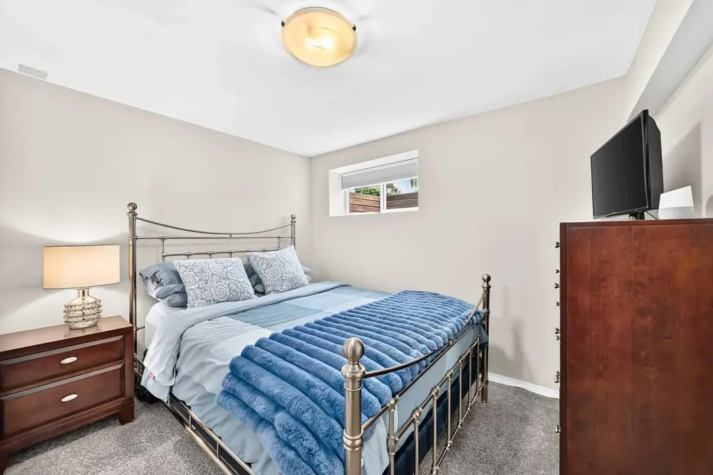 8632 Atlas Drive SE Calgary AB T2H 1R3