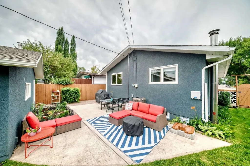 8632 Atlas Drive SE Calgary AB T2H 1R3