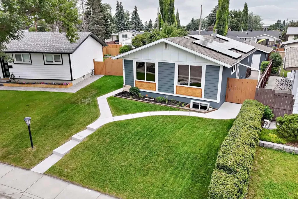 8632 Atlas Drive SE Calgary AB T2H 1R3