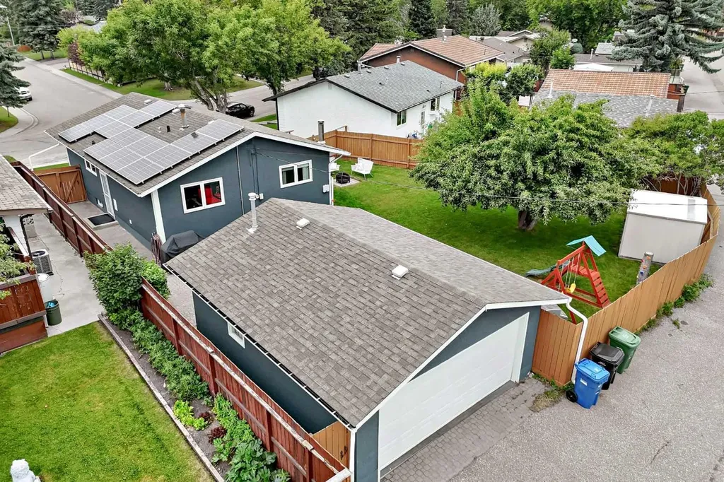 8632 Atlas Drive SE Calgary AB T2H 1R3