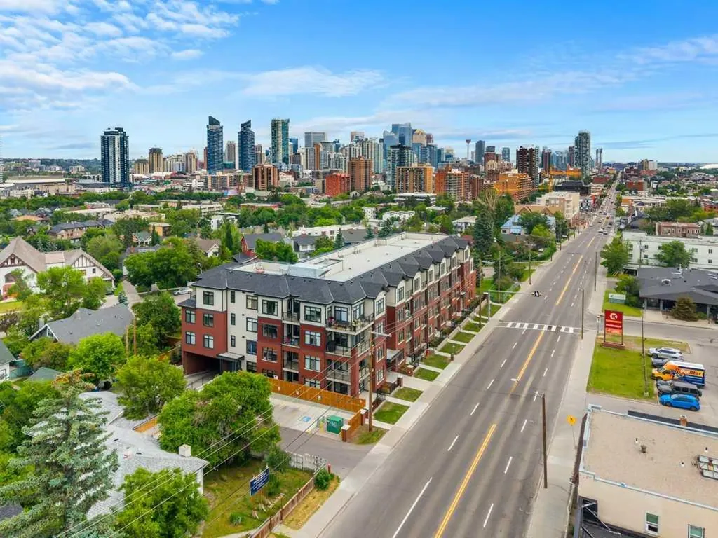 1702 17 Avenue SW Calgary AB T2T 0E7