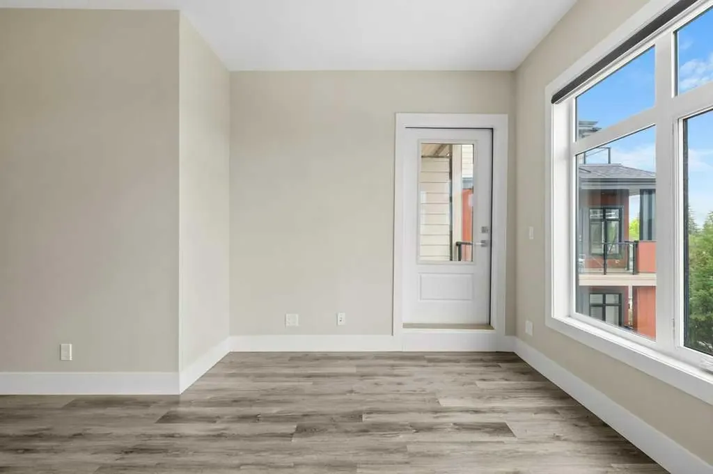 1702 17 Avenue SW Calgary AB T2T 0E7
