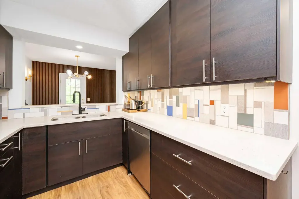 503 Signal Hill Green SW Calgary AB T3H 2Y4