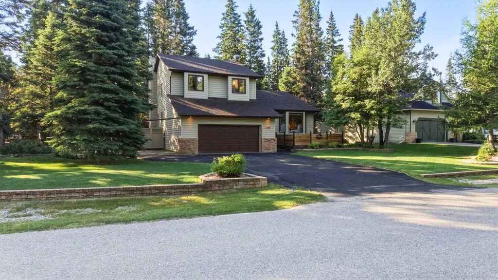 33 Manyhorses Drive Rural Rocky View County AB T3Z 1A2