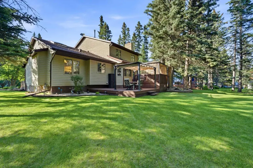 33 Manyhorses Drive Rural Rocky View County AB T3Z 1A2