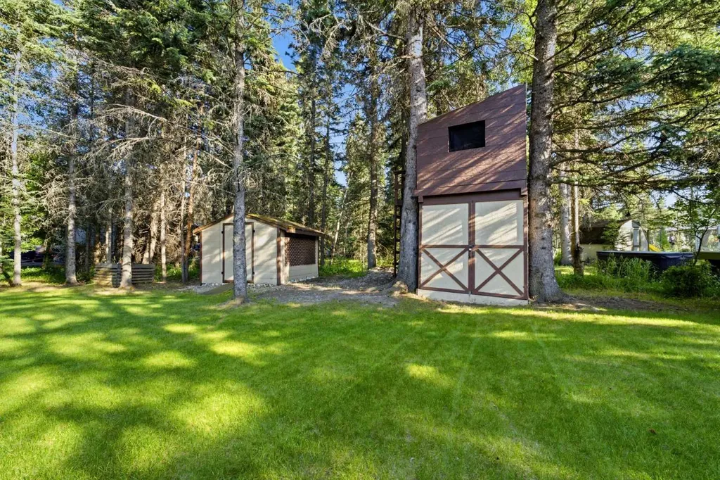 33 Manyhorses Drive Rural Rocky View County AB T3Z 1A2