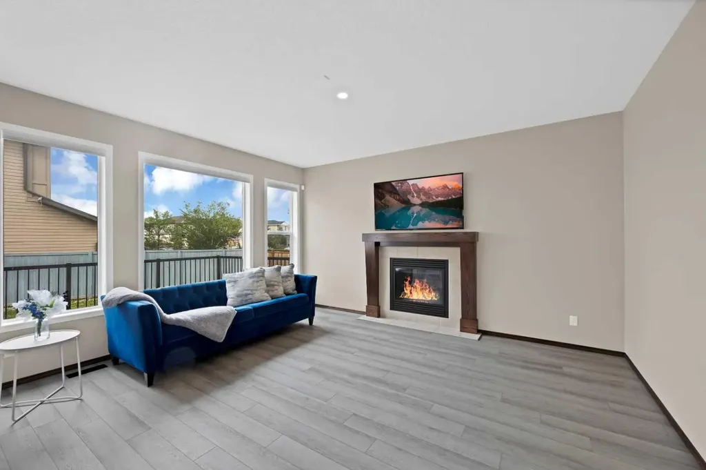 799 New Brighton Drive SE Calgary AB T2Z1A1