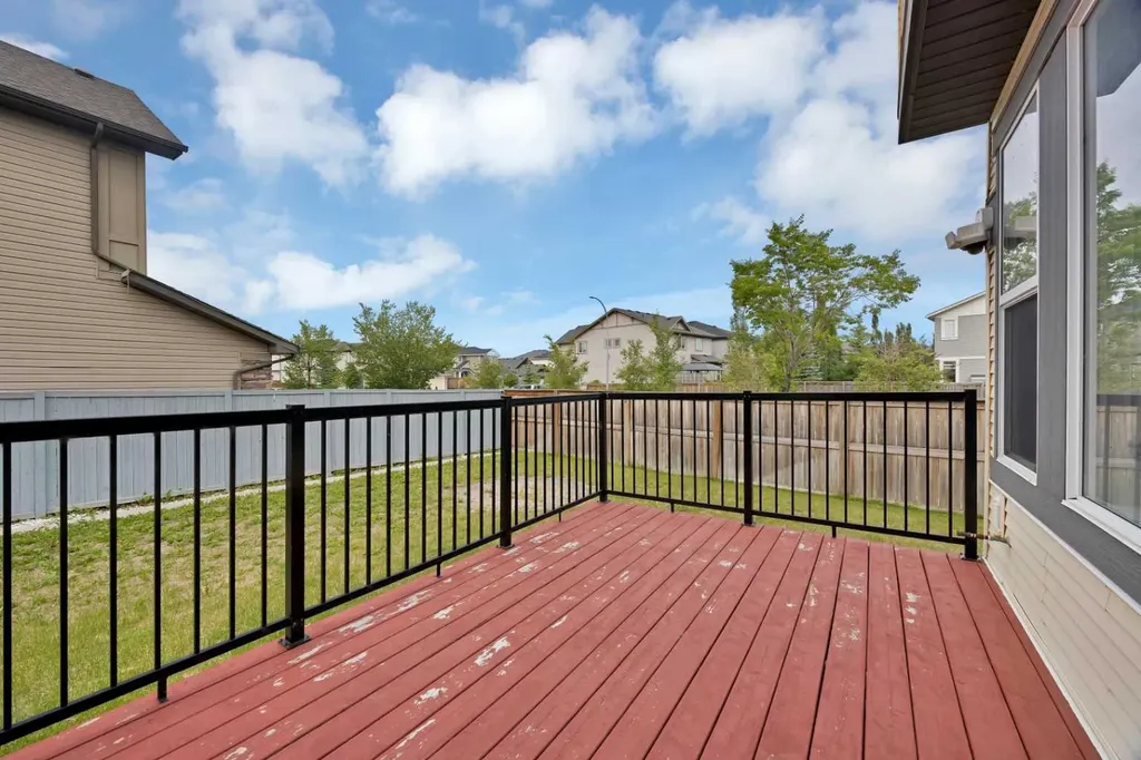 799 New Brighton Drive SE Calgary AB T2Z1A1