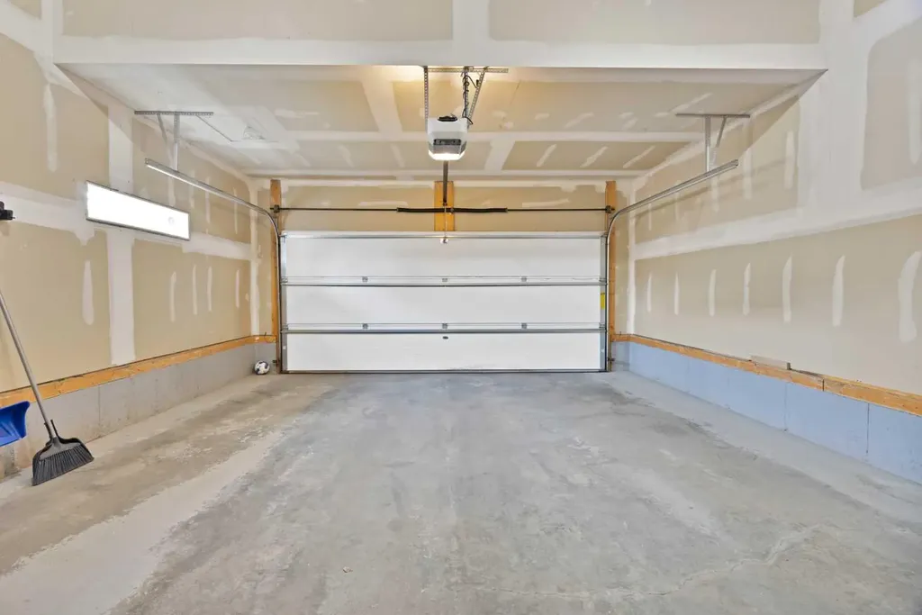 799 New Brighton Drive SE Calgary AB T2Z1A1