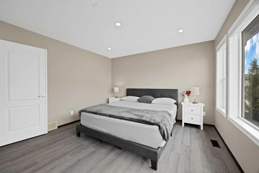 799 New Brighton Drive SE Calgary AB T2Z1A1