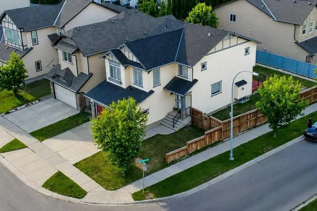 799 New Brighton Drive SE Calgary AB T2Z1A1