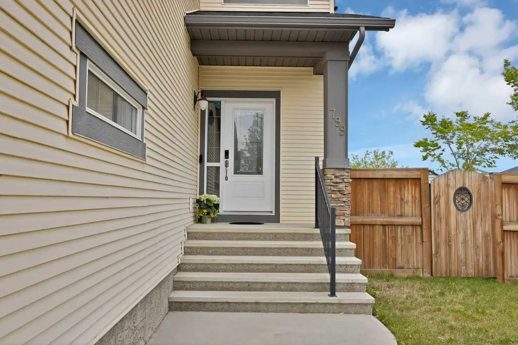 799 New Brighton Drive SE Calgary AB T2Z1A1