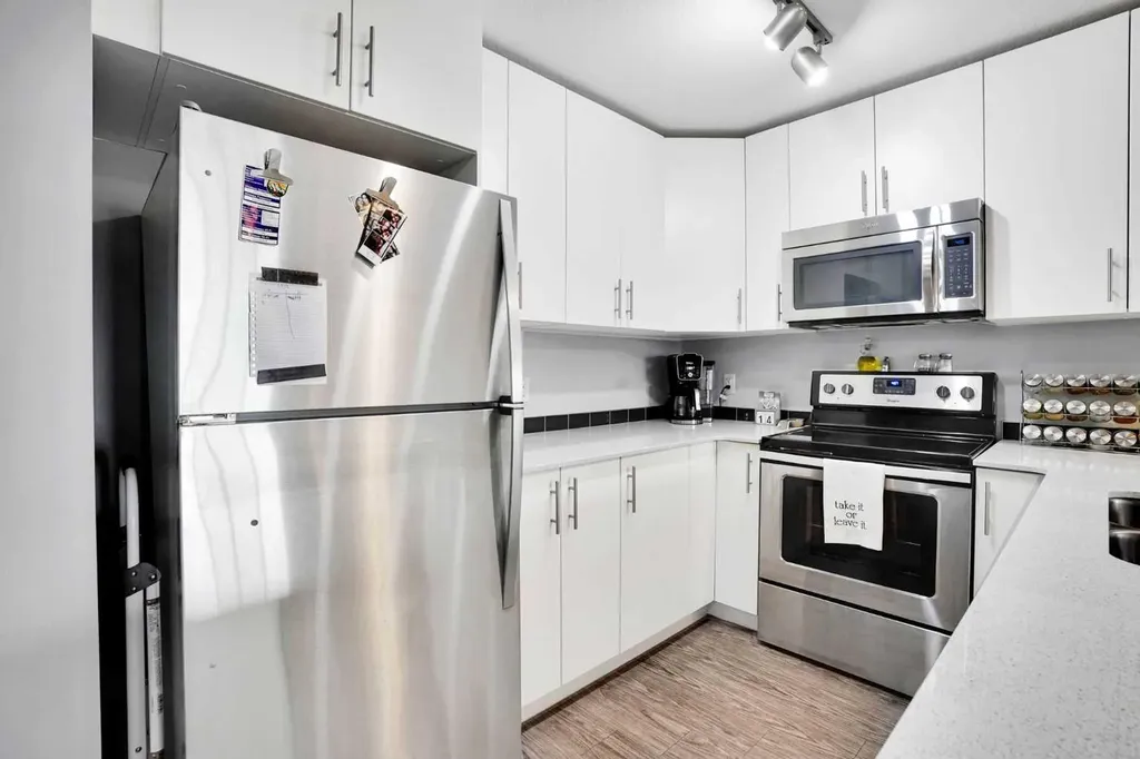 181 Skyview Ranch Manor NE Calgary AB T3N 0V2