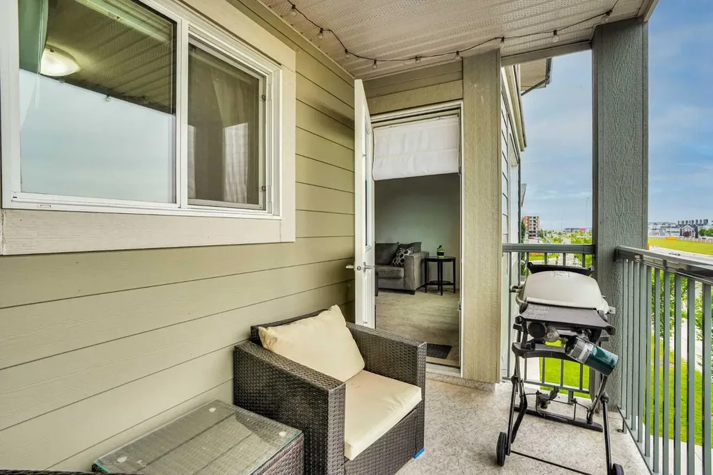 181 Skyview Ranch Manor NE Calgary AB T3N 0V2