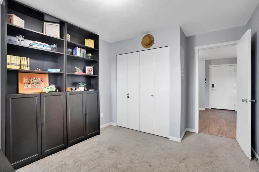 181 Skyview Ranch Manor NE Calgary AB T3N 0V2
