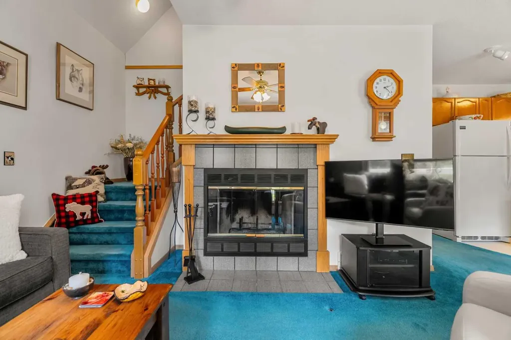 730 2nd Street Canmore AB T1W 2K7