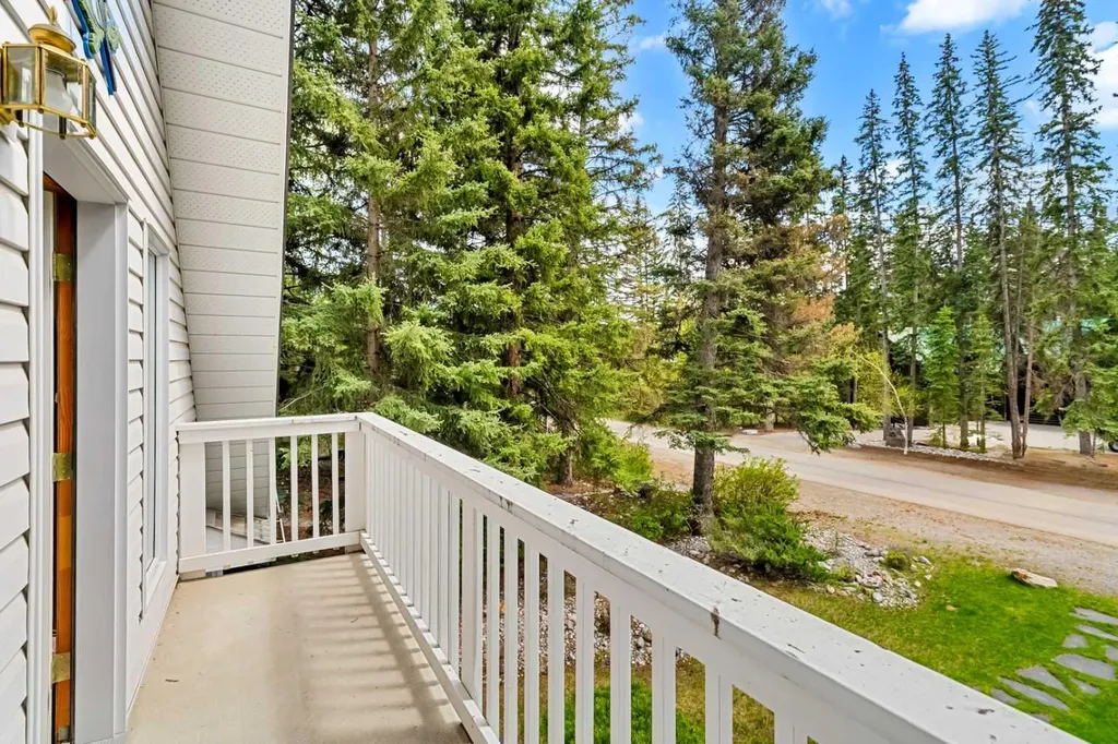 730 2nd Street Canmore AB T1W 2K7