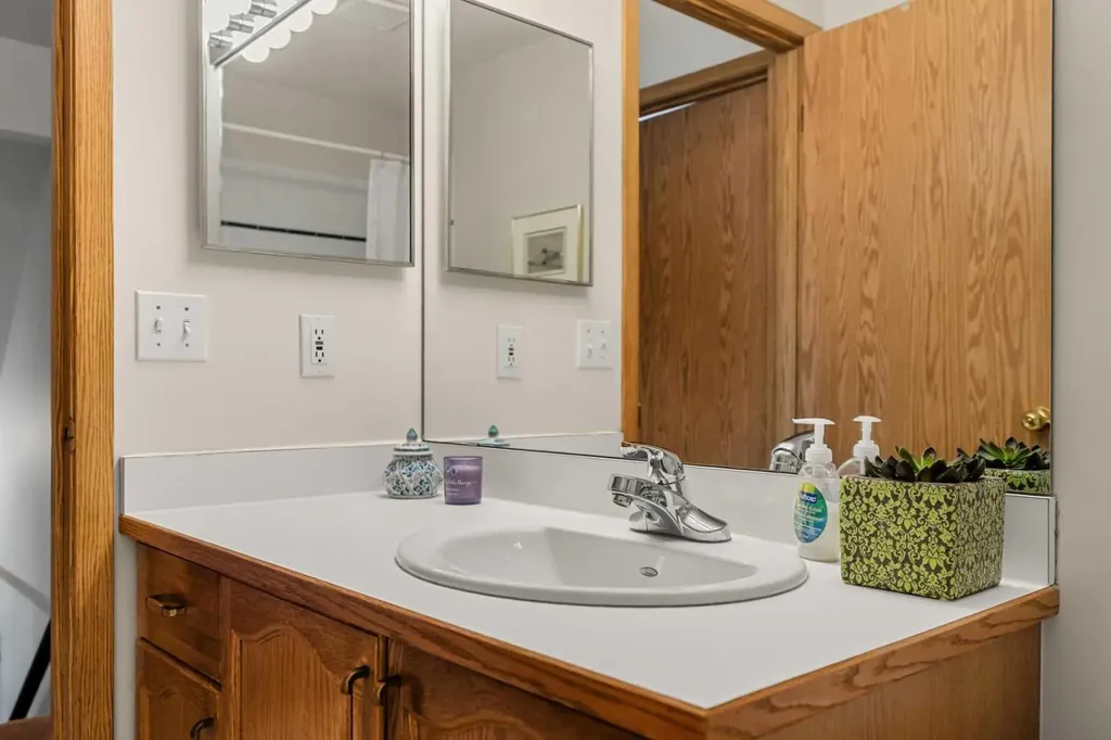 730 2nd Street Canmore AB T1W 2K7