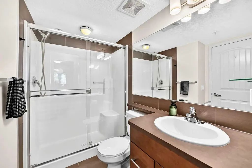 175 Panatella Hill NW Calgary AB T3K 0V9