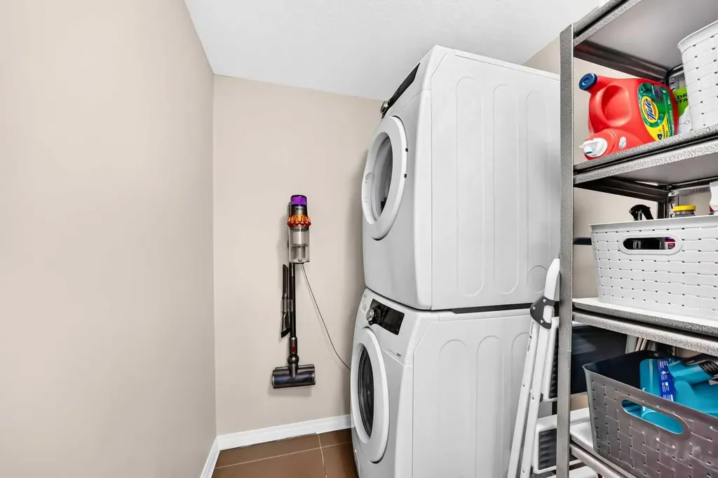 175 Panatella Hill NW Calgary AB T3K 0V9