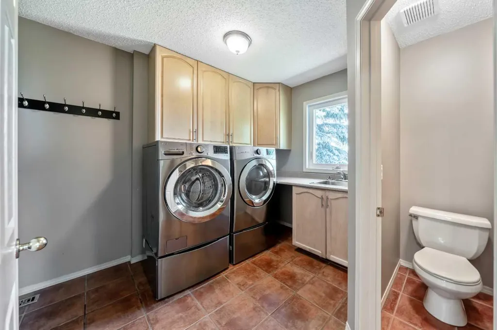 258098 48 Street W Rural Foothills County AB T1S 1A2